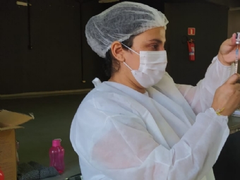 Vacina chega a adolescentes de 16 anos, em Campo Mouro