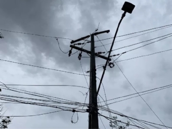 Temporal deixa 76 mil imveis sem luz no Oeste e Sudoeste do Paran