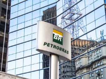 Petrobras sobe preo da gasolina nas refinarias a partir desta quinta-feira 12