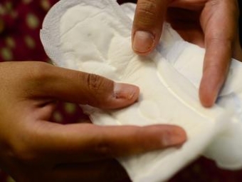 Distribuio de absorventes beneficiar 24 milhes de mulheres