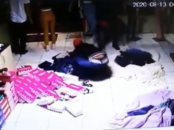 Vdeo mostra ao de criminosos durante arrombamento a loja de confeces em Altamira