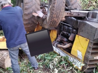 Trabalhador morre ao tombar trator em rea rural de Mambor