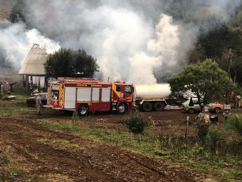 Duas crianas morrem aps incndio atingir casa em Turvo, diz Corpo de Bombeiros