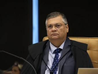 Dino determina que PF investigue emendas que chegam a R$ 694 milhes