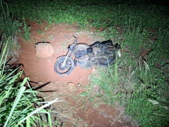 Motociclista morre ap�s sinistro na PR-488, em Diamante do Oeste