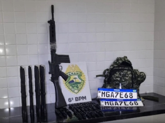 Polcia Federal e PM apreendem fuzil e peas de armas na BR-277 em Matelndia; dois homens so presos