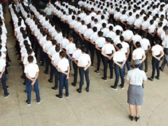 Paran vai abrir consulta pblica sobre modelo cvico-militar em mais 16 escolas, diz secretaria