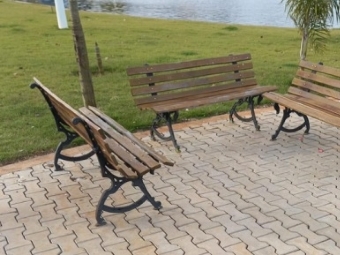 Atos de vandalismo em parque pblico no municpio de Campina da Lagoa so divulgados em redes sociais oficiais do municpio