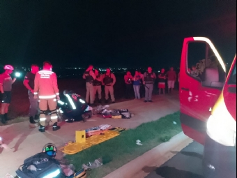 Ciclista morre ap�s ser atropelado em avenida sem ilumina��o em Campo Mour�o