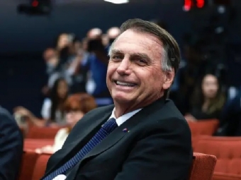 Moraes cita risco de eventual tentativa de fuga e determina priso preventiva de Bolsonaro