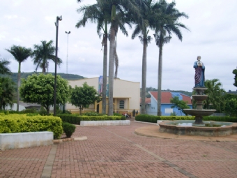 Justia atende pedido do MPPR e suspende ato do prefeito de Corumbata do Sul que nomeou como secretria municipal sua filha de 18 anos